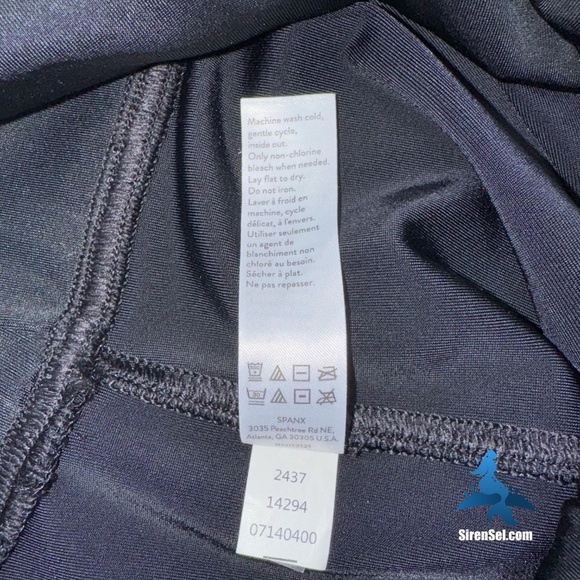 1081 SPANX Faux Leather Leggings - Size M - Black - Picture 12 of 14